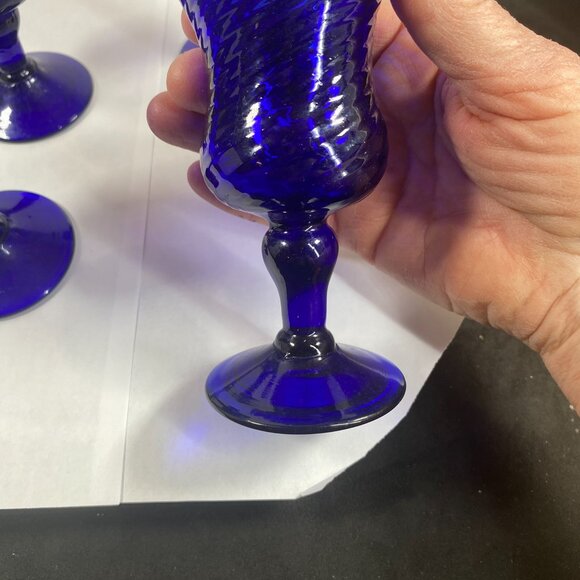 Set of 4 Cobalt Blue Sipping Glasses, Very Good Vintage Condition - Picture 5 of 8